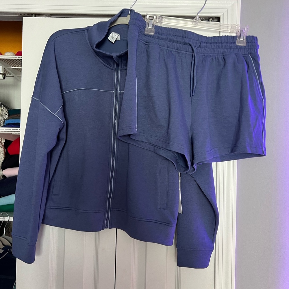 Yogalicious Sweat Short Set